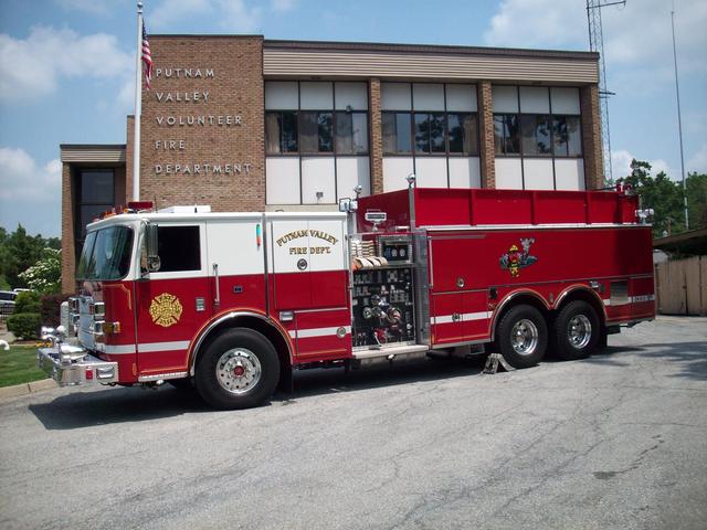 24-4-2 - 2012 Pierce Tanker/Pumper